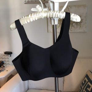 Knix Black catalyst sports bra